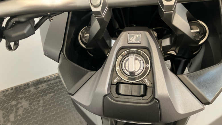 (23MY) Honda ADV 350